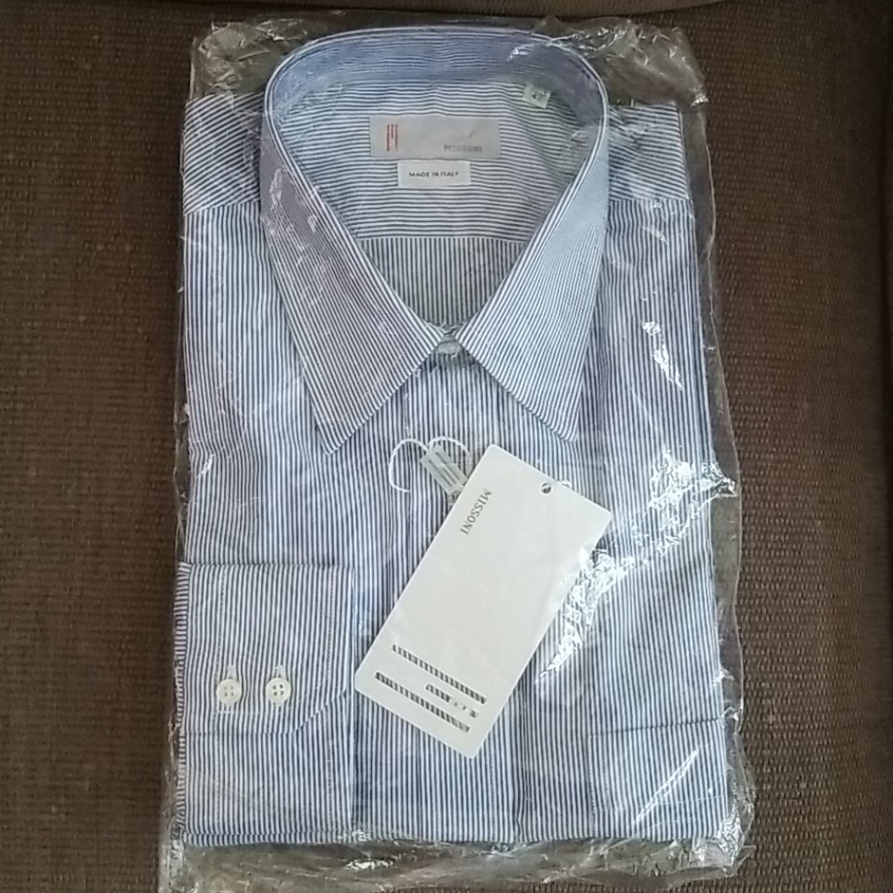 Men's dress shirt